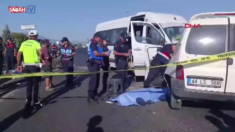 Manisa'da Feci Kaza! Servis Aracı ile Hafif Ticari Araç Çarpıştı: Ölü ve Yaralılar Var