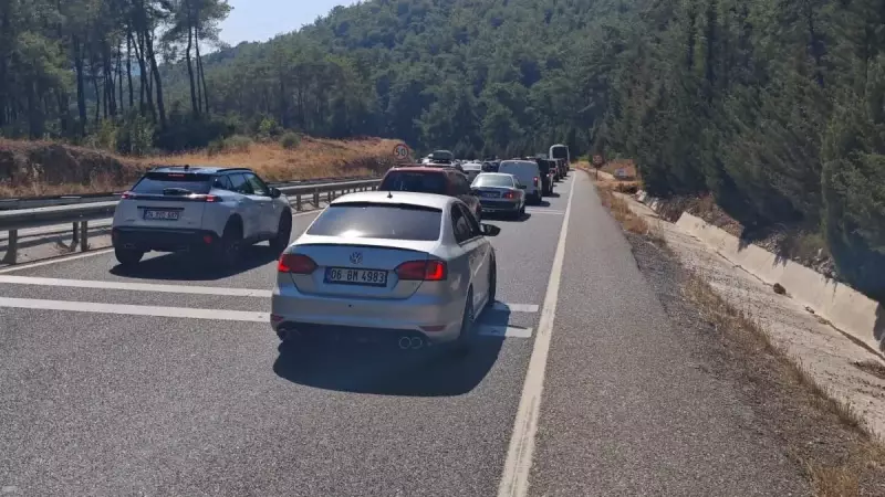 Marmaris'te Hafta Sonu Tatilcilerle Dolup Taşıyor: İşte Göz Alıcı Manzara!