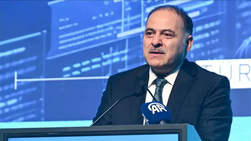 Ömer Fatih Sayan'dan Diploma İddialarına Net Yanıt: 'Belgeler Ortada!'