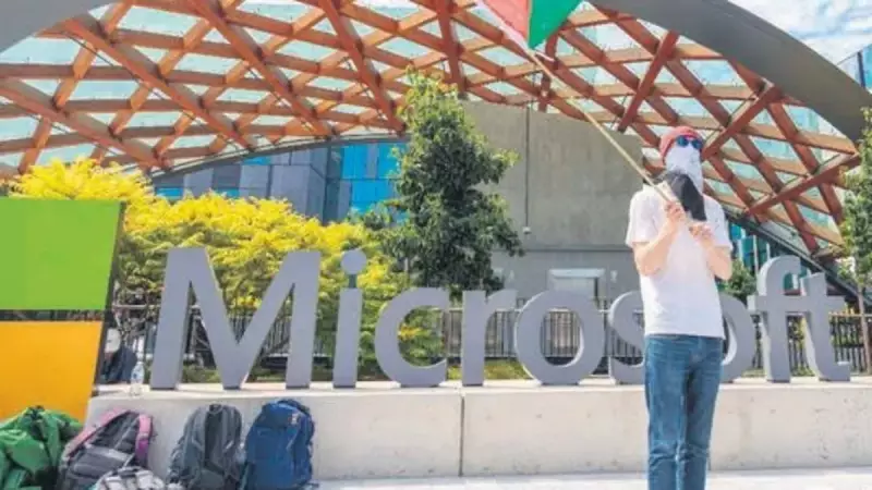 Microsoft'a Filistin Desteği Skandalı: Soykırımı Destekleyen Yazılıma Tepkiler Dinmiyor!
