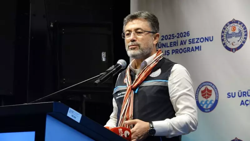 Müsilaj Balıkçılarını Vurdu! Bakan Yumaklı'dan Can Suyu Gibi Destek Açıklaması