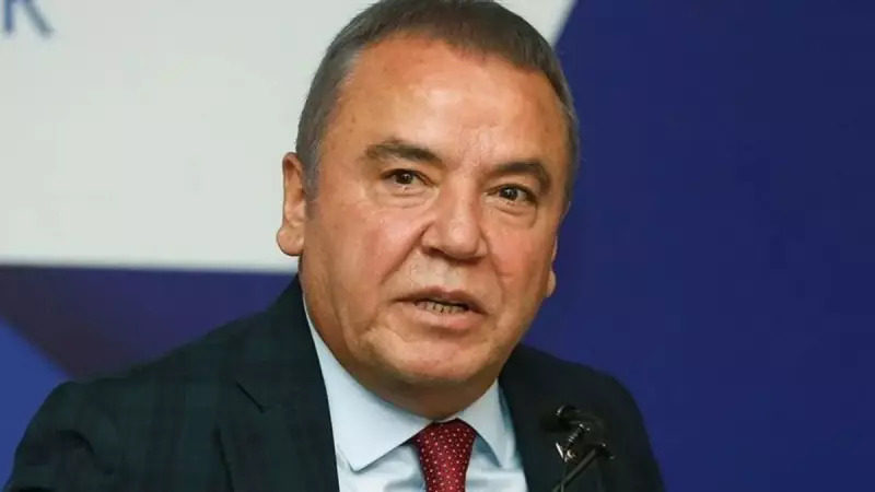 Muhittin Böcek'in Yeğeni Hakkında Dolandırıcılık İddiası: İşte Şok Edici Detaylar!