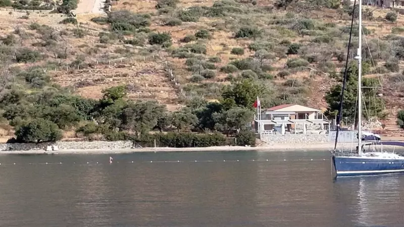 Muğla'da Sahile Çekilen Duvar Vatandaşları İsyan Ettirdi: 'Denizle Aramıza Kim Girdi?'