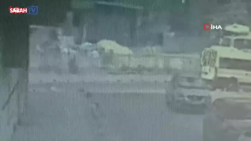 Şok Eden Görüntüler: İşçilerin Kaldığı Konteynere Pikap Dalış Yaptı!