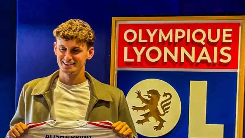 Olimpik Lyon, Liverpool'dan Tyler Morton'ı Transfer Etti: Genç Yıldız Fransa'ya Uçuyor!