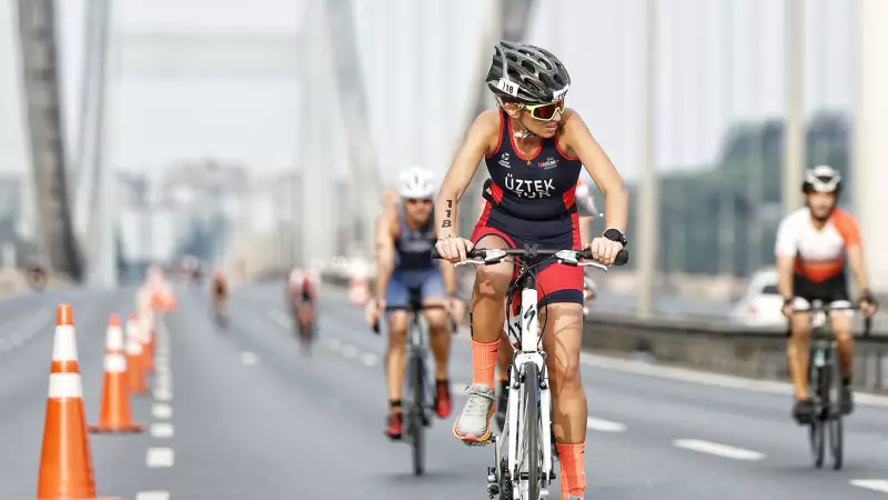 Oral-B Avrupa-Asya Triatlon Şampiyonası İstanbul'da: Sporun Kalbi Boğaz'da Atacak!
