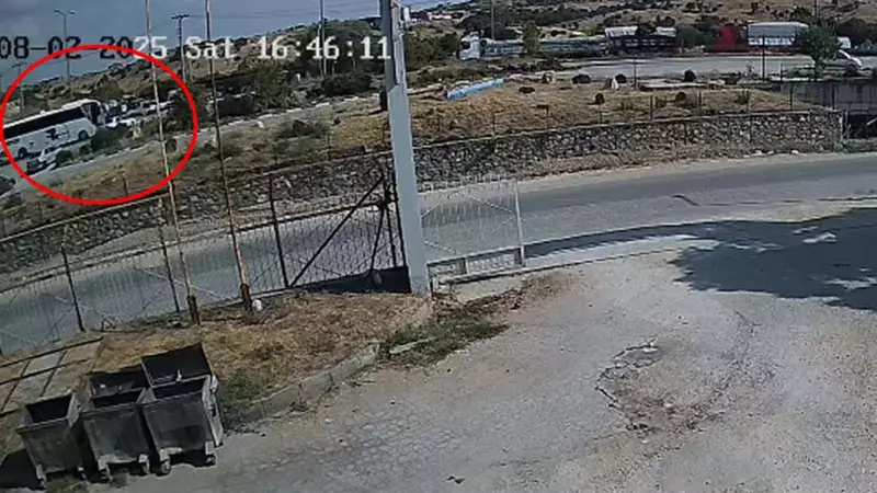 Otobüs Çarpması Sonucu Yaşlı Çift Hayatını Kaybetti: İzmir'de Acı Tablo