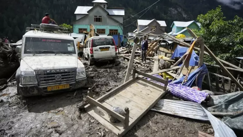 Pakistan'da Şiddetli Yağışlar: Yıkılan Evlerde Can Kayıpları Artıyor!
