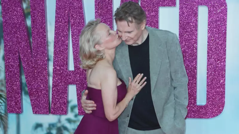 Pamela Anderson ve Liam Neeson'ın Aşkına Aile Onayı! İşte Detaylar