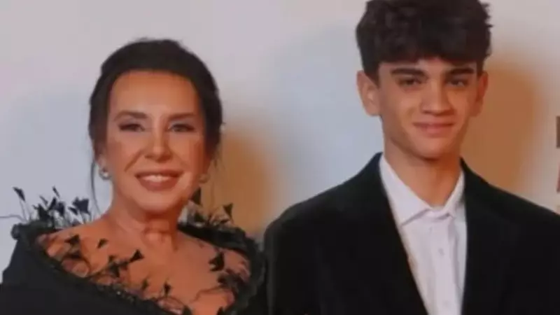 Perihan Savaş'tan Torunu Fahri Efe Akkaş'a Duygu Yüklü Mesaj: 'Seni Sırtımda Taşıdım, Şimdi Sen Beni Kolunda Taşıyorsun'