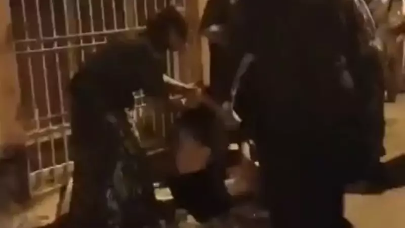 Sahilde Kum Dövüşü: Gelin ve Damadın 'Sürpriz' Kavgası Sosyal Medyayı Salladı!