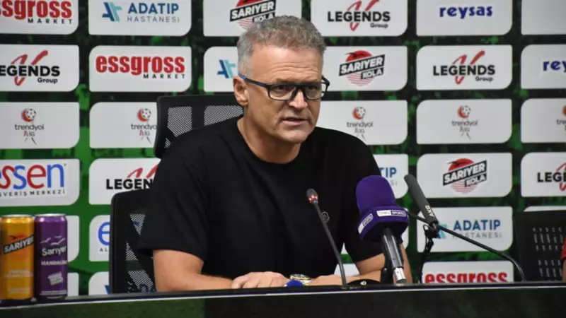 Sakaryaspor'da Deprem: Teknik Direktör İrfan Buz Görevinden Ayrıldı!