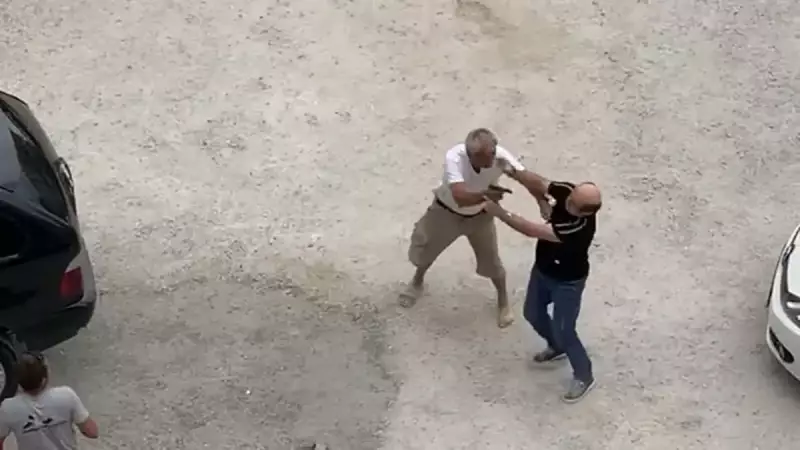 Samsun'da Sözlü Tartışma Silahlı Kavgaya Dönüştü: 2 Kişi Yaralandı!