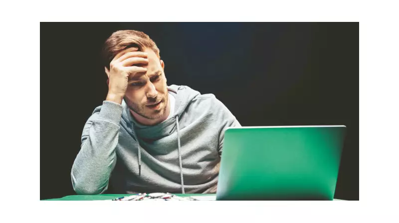 Sanal Kumarın Karanlık Yüzü: Gençler İntihara Sürükleniyor!