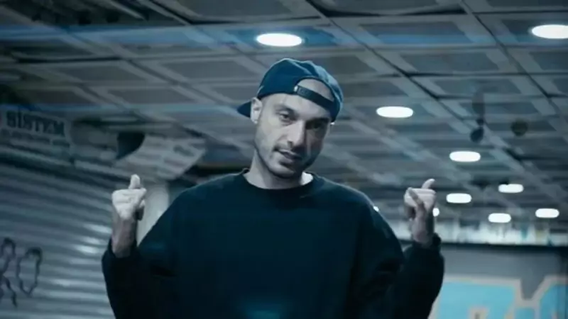 Sansar Salvo'nun Sağlık Durumu Merak Konusu: İntihar Etti mi? İşte Gerçekler!