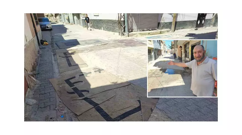 Seyhan'da Yol Çilesi: Asfalt Yerine Halı Seren Belediye!