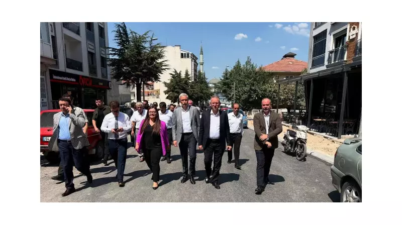 Simav'da Yollar Artık Daha Pürüzsüz: Azerbaycan Caddesi'nde Asfalt Çalışmaları Tamamlandı!