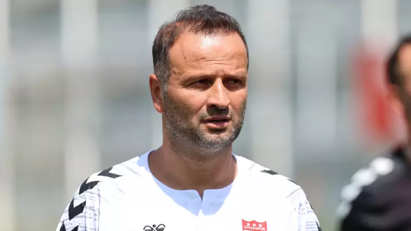 Sivasspor Başkanı Osman Zeki Korkmaz'dan Gururlandıran Açıklama: 'Taraftarlarımızın Gözleri Arkada Kalmayacak!'