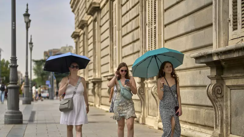 İspanya'da Korkunç Sıcaklar: 2 Bin 405 Kişi Hayatını Kaybetti!