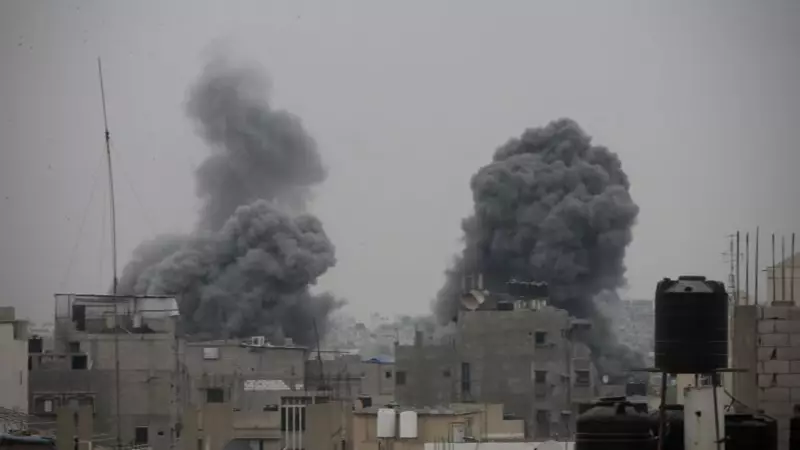 İsrail'in Acımasız Saldırısı: Yardım Bekleyen 15 Filistinli Hayatını Kaybetti!