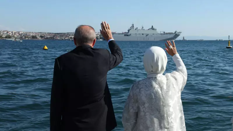 İstanbul Boğazı'nda Tarihi An: Cumhurbaşkanı Erdoğan'tan Gemilere Selam Durdu!