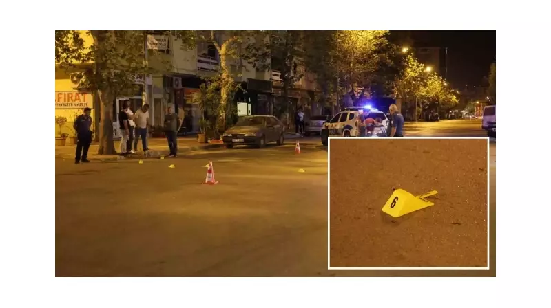 İstanbul'da Sokak Ortasında Silahlı Korkunç Manzara: Polisten Kaçış Başarısız!