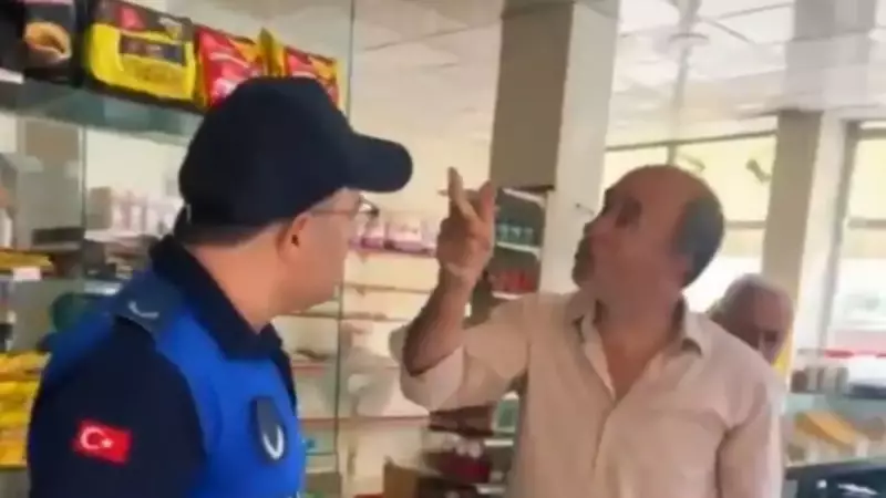 Tarihi Ürün Satan Esnaf Zabıtaya Kükredi: 'Seni Vurmazsam Namussuzum!'