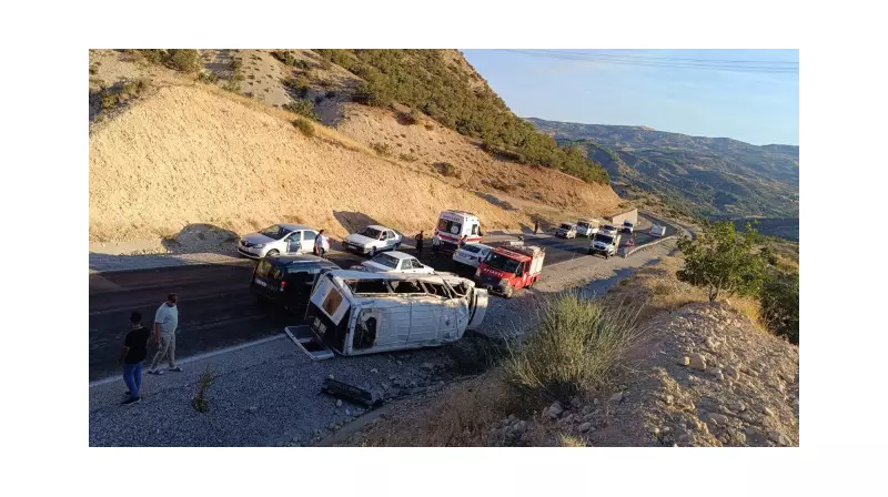 Tarım İşçilerini Taşıyan Minibüs Devrildi: 19 Yaralı - Şok Eden Kaza Detayları!