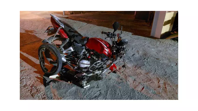 Ters Şeritte İlerleyen Otomobil ile Motosiklet Çarpıştı: 1 Yaralı!