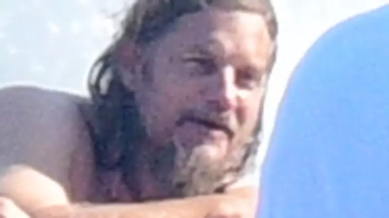 Travis Fimmel Bodrum'da Görüntülendi: Vikings Yıldızının Keyifli Tatili
