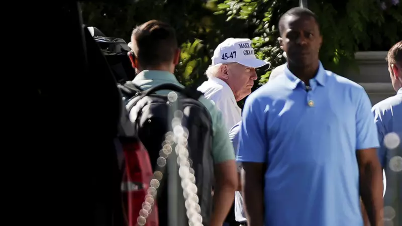 Trump'ın Golf Sahası Yolunda Evsizlerle Sıra Dışı Diyaloğu: 'Washington'u Terk Edin'