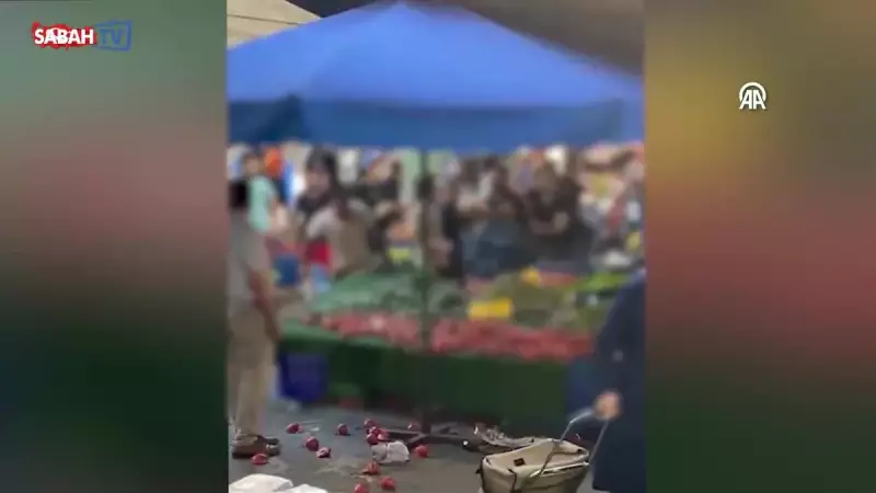 Tuzla'da Semt Pazarında Döner Bıçaklı Dehşet! Kavga Kamerada