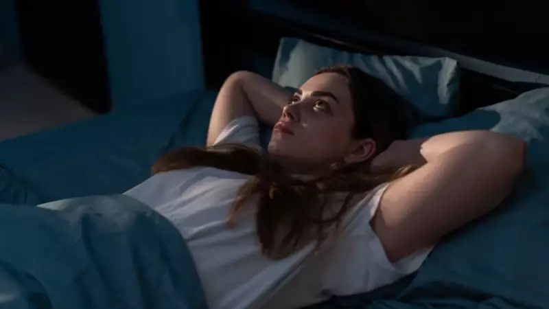 Uykusuz Gecelerin Sırrı Bağırsaklarınızda Saklı Olabilir! İşte Şaşırtıcı Bağlantı