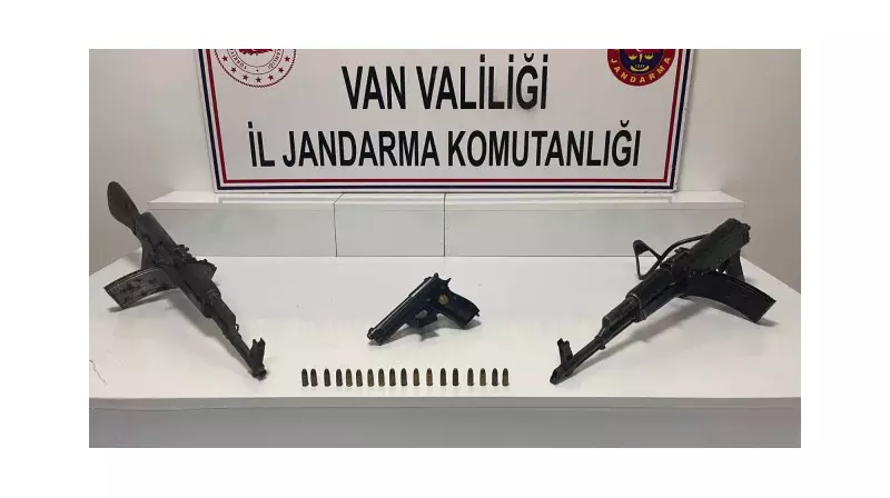 Van'da Çarpıcı Operasyon: Silah ve Mühimmat Ele Geçirildi!