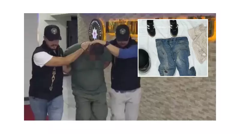 Üvey Babasını ve Annesini Öldürdü: Kanlı Elbiseleri Ormanda Sakladı, Komşular Kötü Kokudan Şüphelendi!