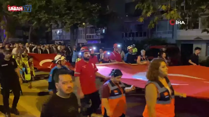 Yalova'da Marmara Depremi Kurbanları Anıldı: Acılar Taze, Hatıralar Canlı