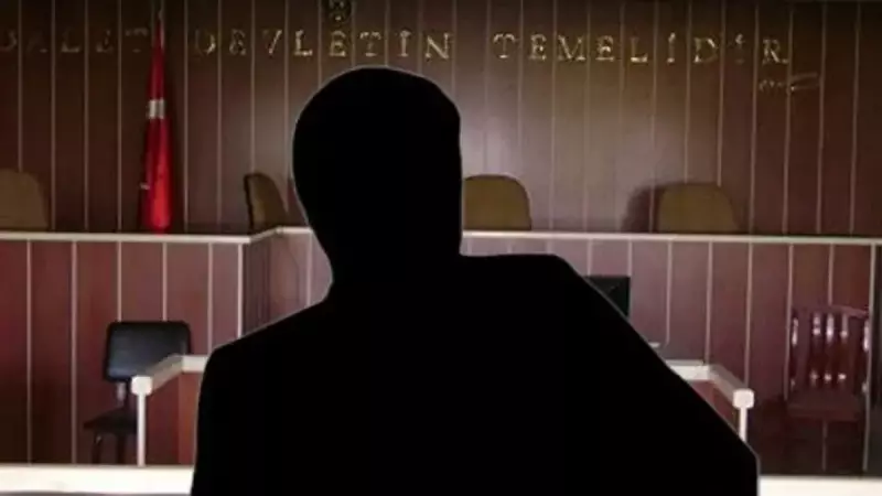 Yargıtay'ın Çarpıcı Taciz Kararı: 'Bel Dokunuşu ve Yanaktan Öpme Taciz Değil'