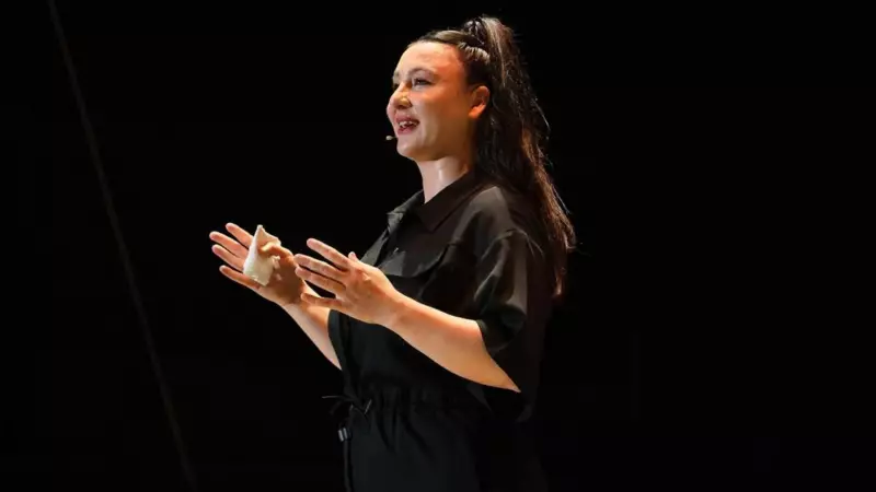 Yasemin Şakallıoğlu'nun Yangın Bölgelerine Duyarlı Desteği: İşte Detaylar!