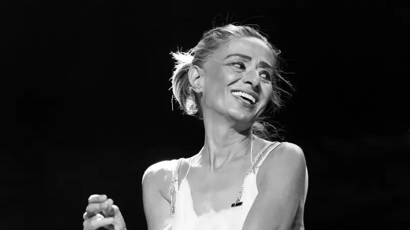 Yıldız Tilbe'den Kadınlara Dair Sıra Dışı Yorumlar: 'Gülü Seven Dikenine Katlanır' Sözüyle Gündem Oldu!