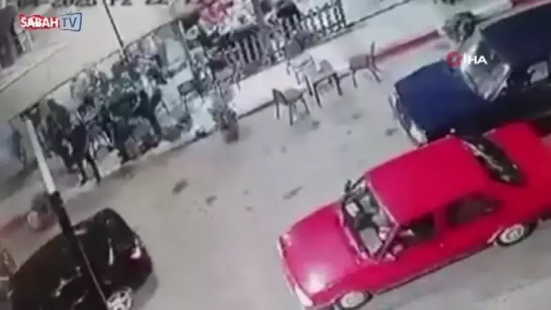 İzmir'de Jandarma Ekiplerine Saldırı: 'Seni Sivilde Vururum' Tehdidi!