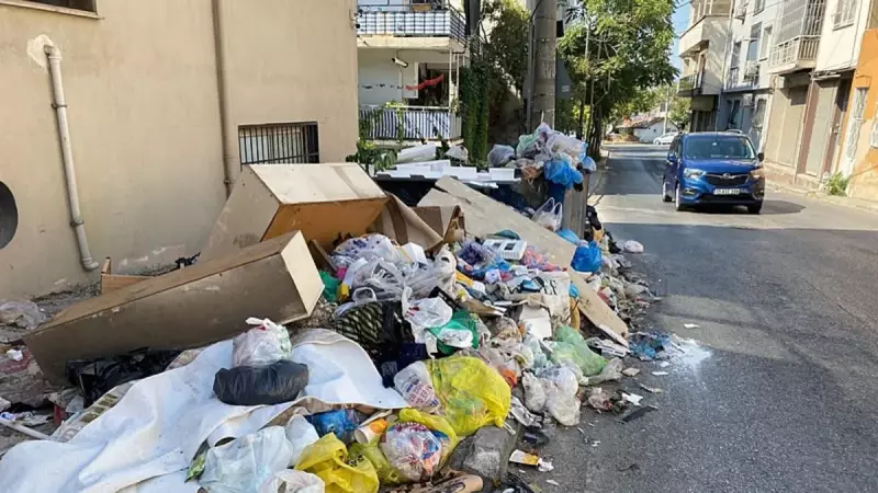 İzmir'in Sokakları Dayanılmaz Kokuyla Boğuşuyor: Vatandaşlar İsyan Etti!