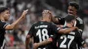 Beşiktaş, St. Patrick's'ı 3-2 Mağlup Etti: Heyecan Dorukta!
