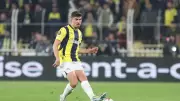 Fenerbahçe'nin Yıldızı Ferdi Kadıoğlu İçin Kulüp Devasa Bir Bedel Belirledi: Tek Fiyat 20 Milyon Euro!