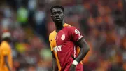 Galatasaray'ın Yıldızı Davinson Sánchez ile Yeni Bir Sayfa: Nikah Tazelendi!