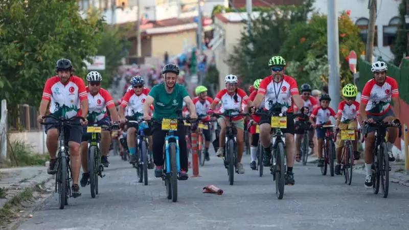 Üç Ülke Pedalları Kırdı: Muhteşem Manzaralar Eşliğinde Uluslararası Bisiklet Turu Başladı!