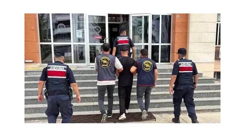 117 Yıl Hapsi Bulunan Firari, Tokat'ta Jandarmaya Takıldı!