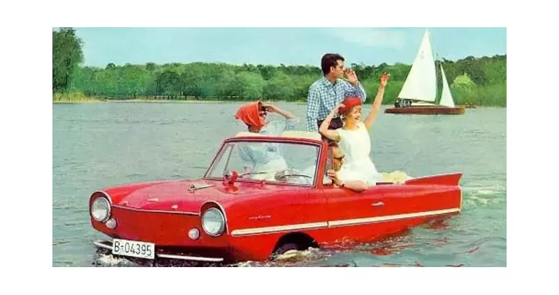1965'te Boğaz'da Şaşırtan Macera: Amphicar ile Denize Giren Gizemli Kişi Kimdi?