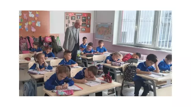 8 Eylül'de Okul Yolları Hareketleniyor: İşte Tüm Şehirlerde Okul Saatleri ve Ücretsiz Ulaşım Detayları!