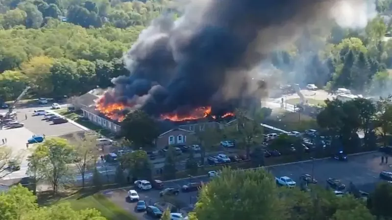 ABD'de Kilise Katliamı: Silahlı Saldırıda 2 Kişi Hayatını Kaybetti, 8 Kişi Yaralandı!