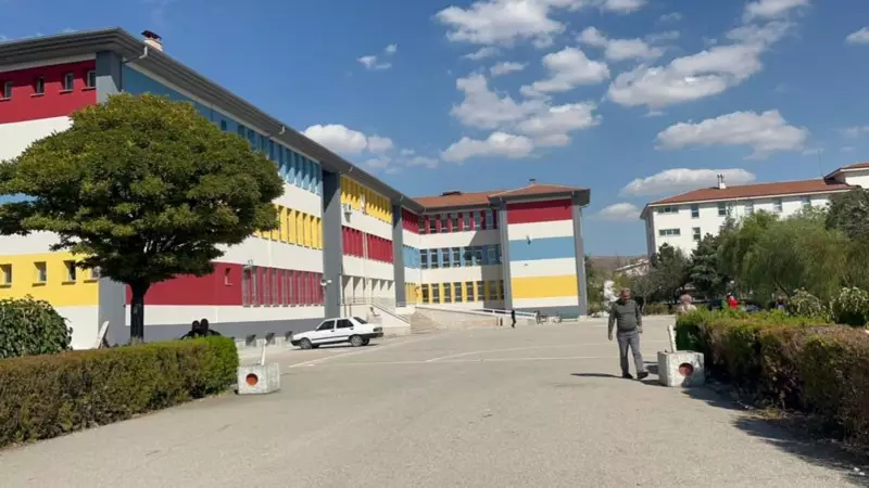 Aksaray'da Okul Müdürüne Akıl Almaz Saldırı! Veliden Dayak ve Tehdit